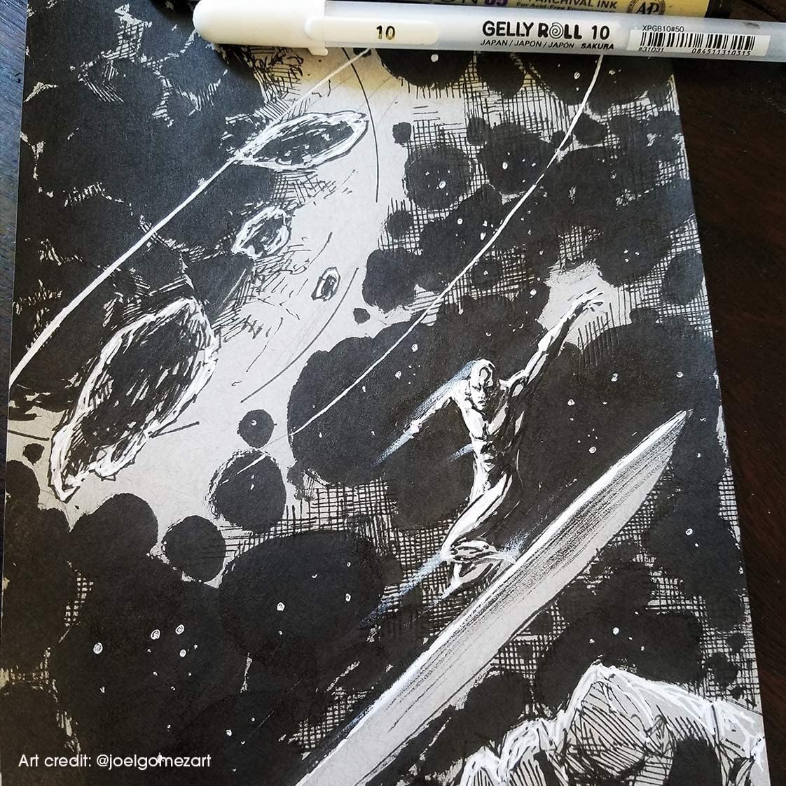 Sakura Gelly Roll Classic white gel pens